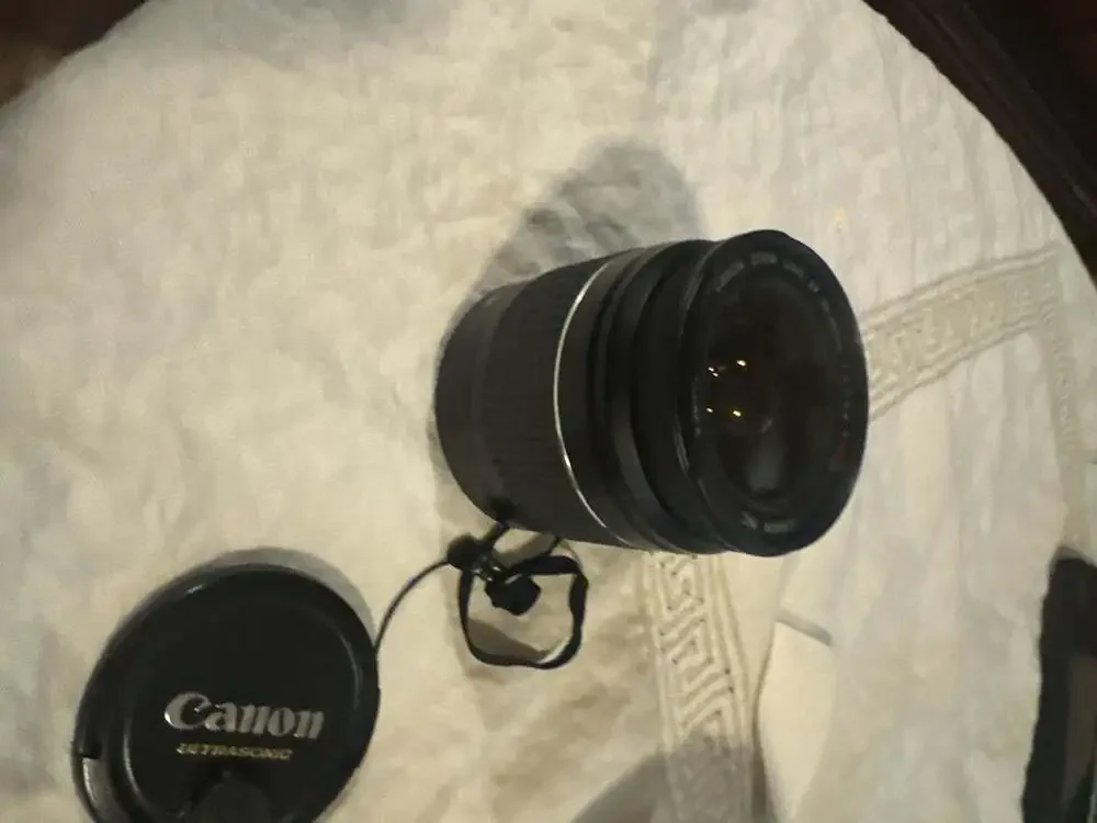 Canon EF 28-80mm f/3.5-5.6 V USM Ultrasonic Zoom Lens
